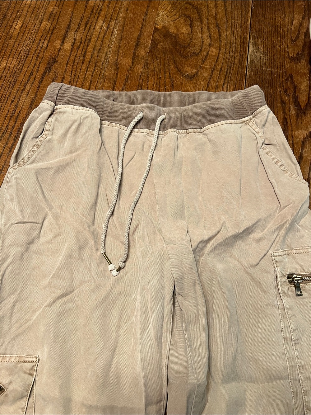NWOT Young Fabulous & Broke Jupiter Joggers khaki - Picture 6 of 11